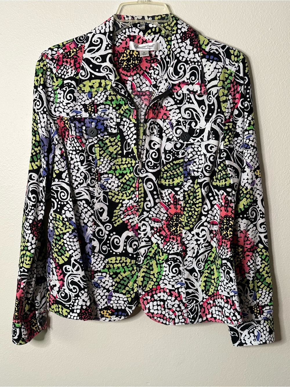 Coldwater Creek MED zip  jacket w/button pockets & cuffs. Loose fit waistband.